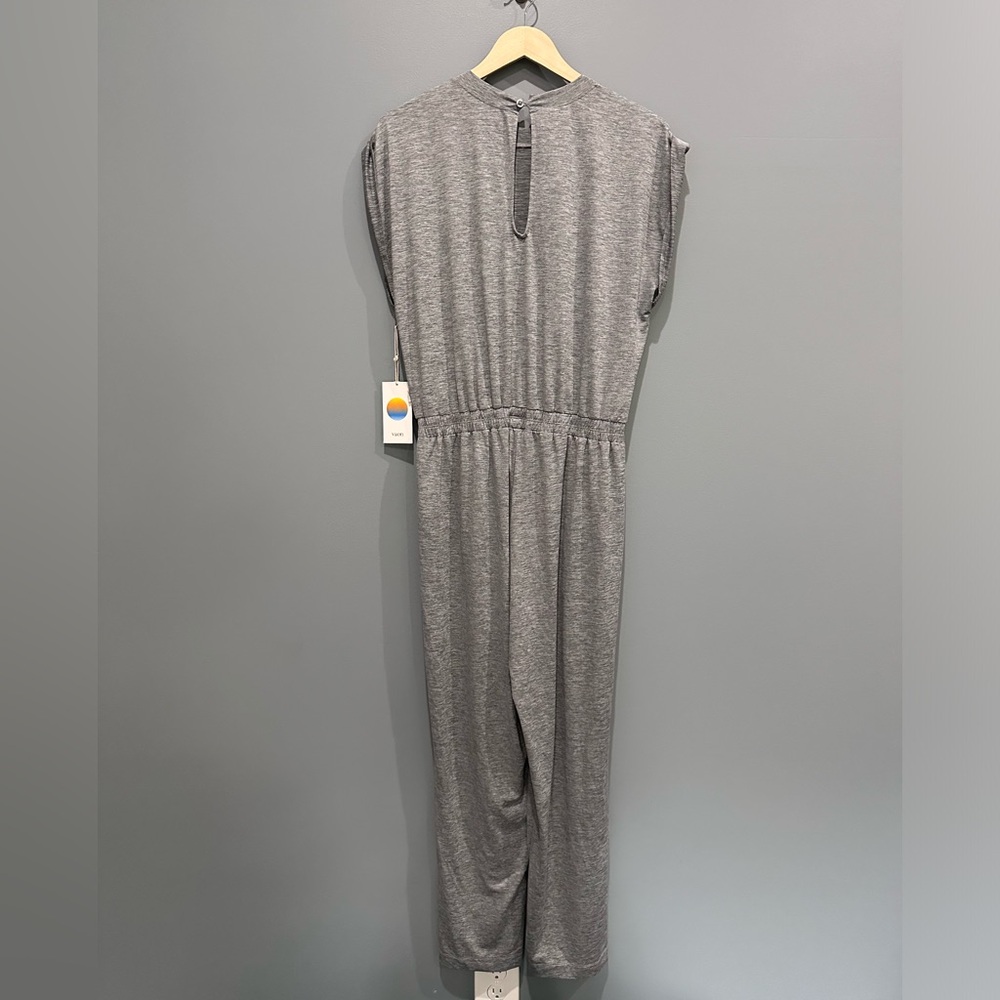VUORI Short Sleeve Lux Crew Jumpsuit  Mallorca Heather - Picture 8 of 9